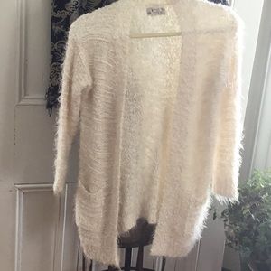 Sweater NWOT - size small